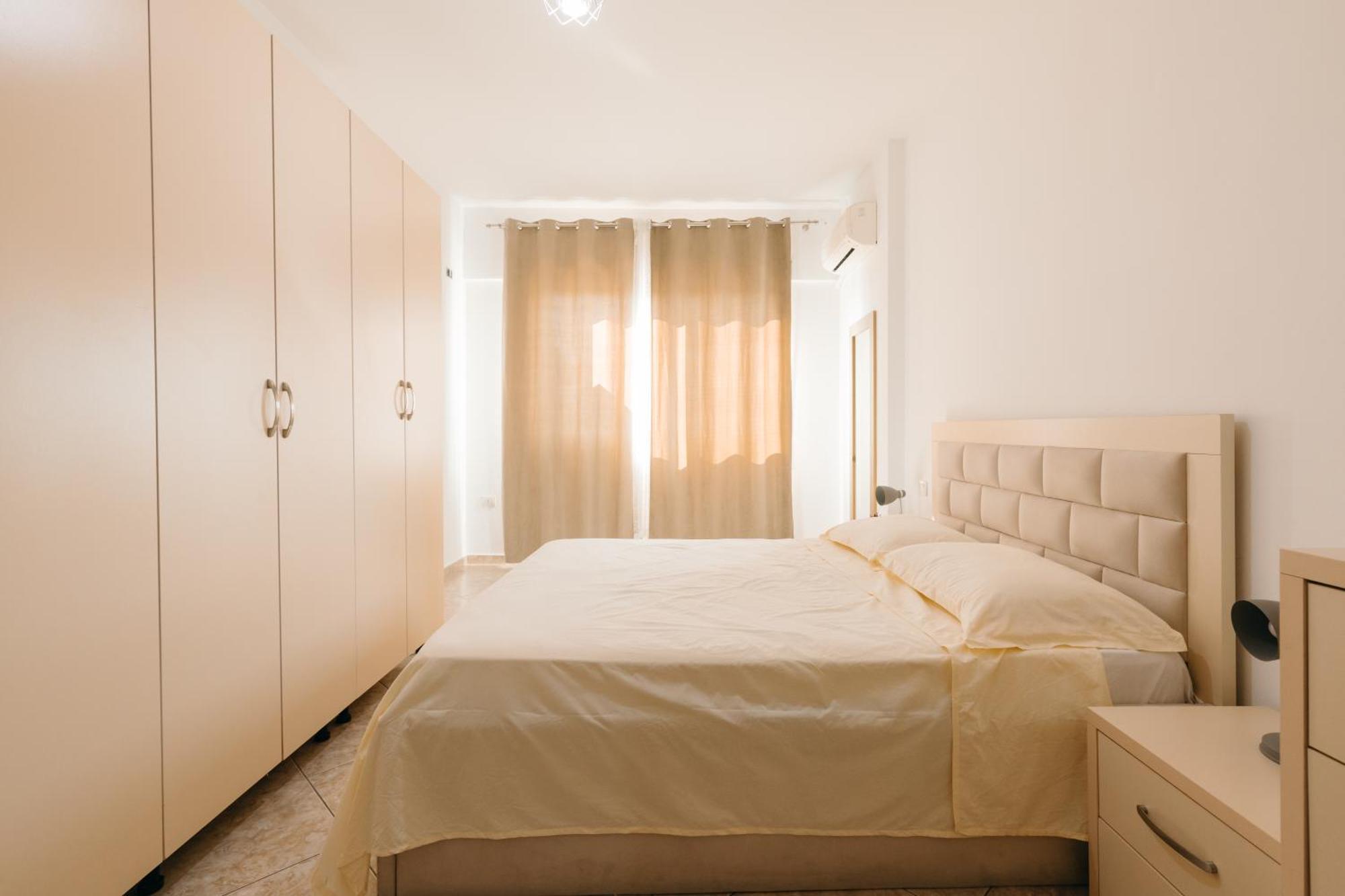 Rs Place 1-Bedroom Apartment 地拉那 外观 照片