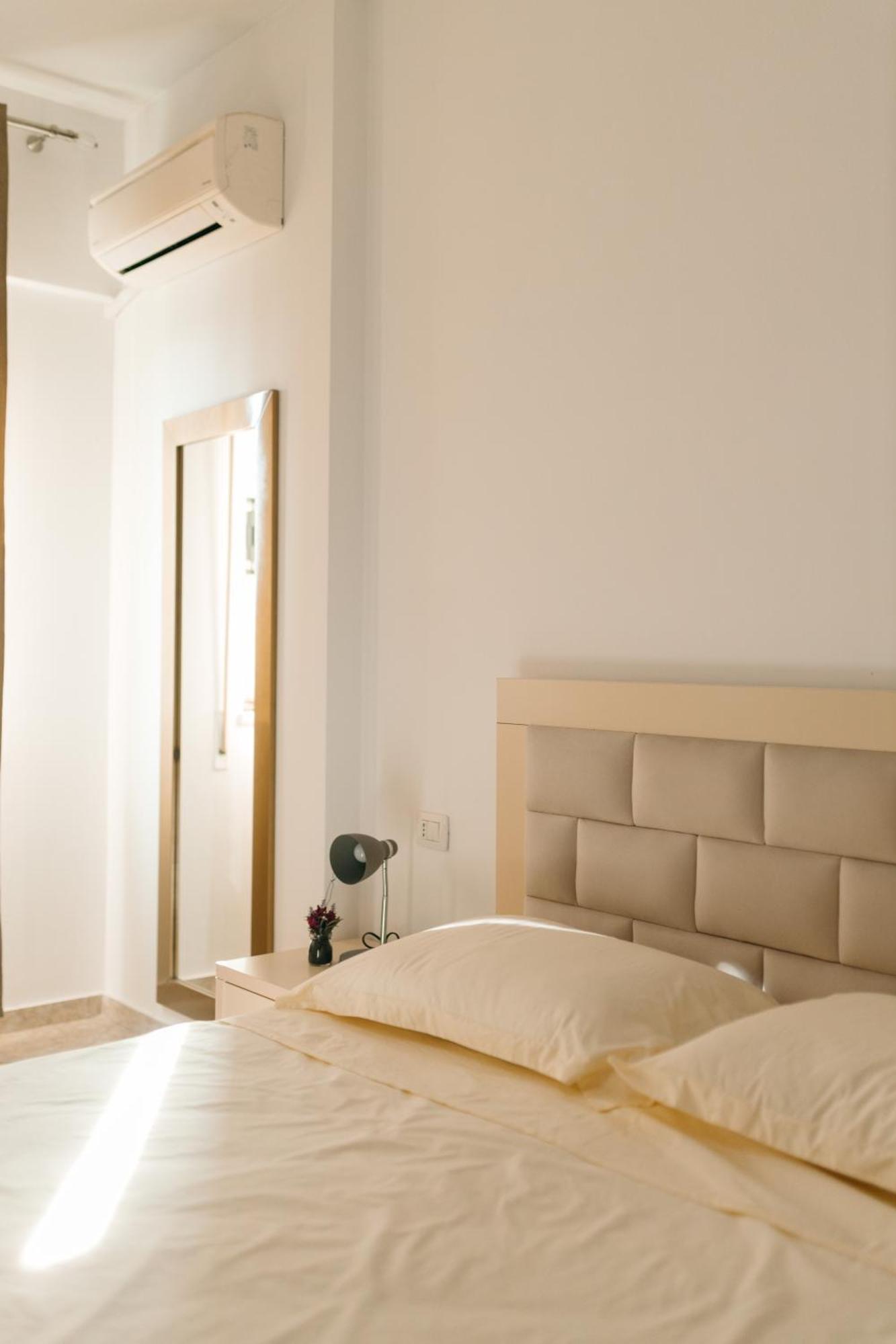 Rs Place 1-Bedroom Apartment 地拉那 外观 照片